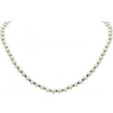 Collier mit weißen Zuchtperlen und Smaragden | Perlen
